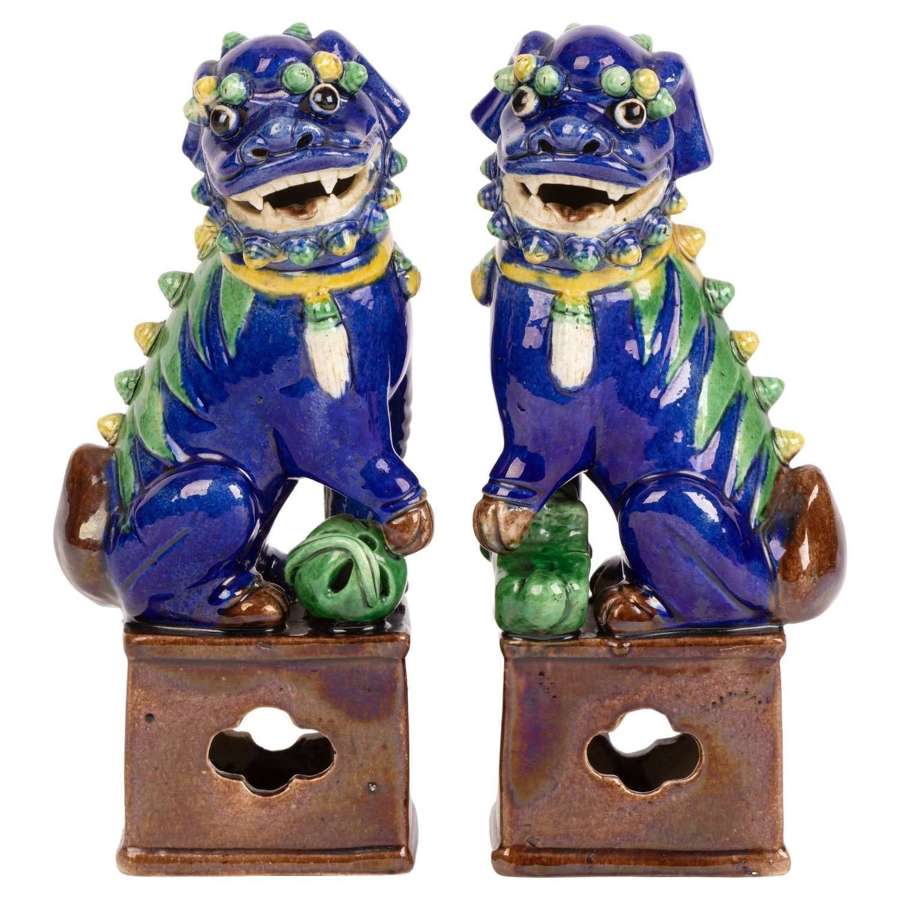 Chinese Pair Qing Porcelain Hand Painted Foo Dogs