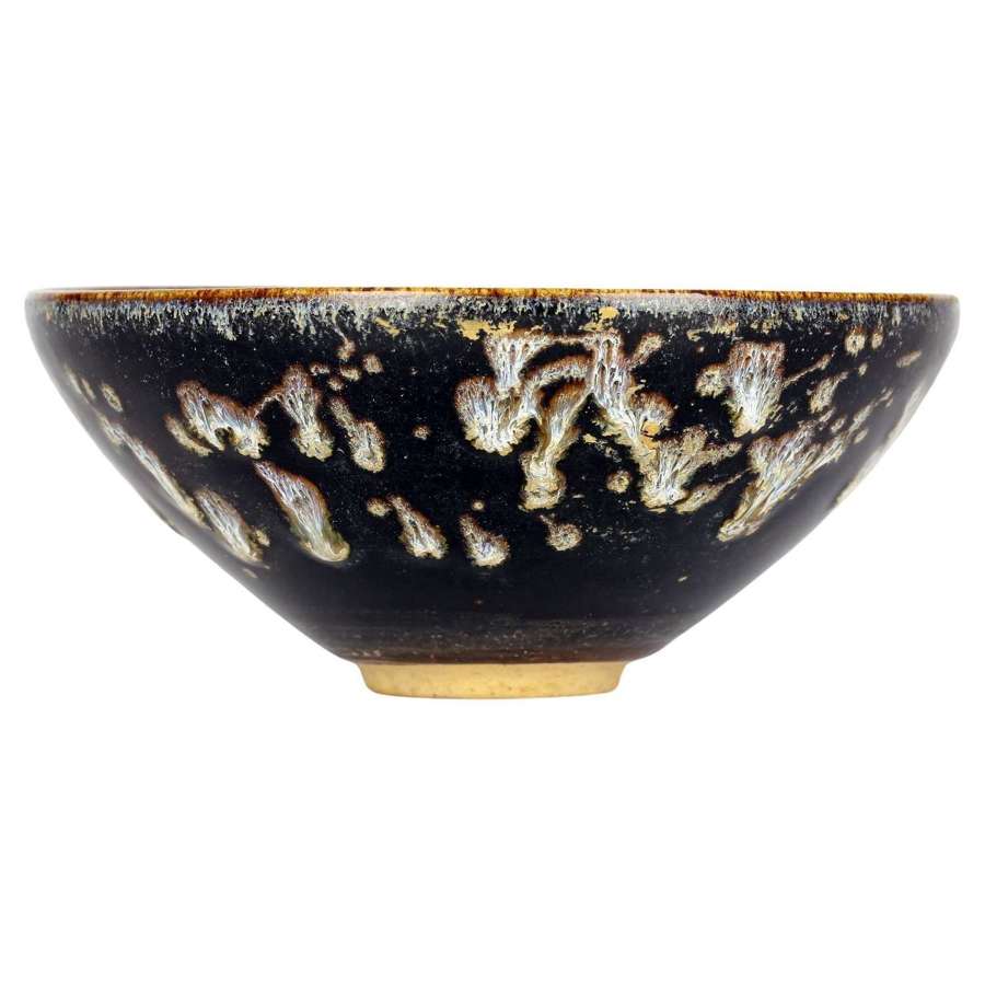 Chinese Jian Ware Style Glazed Pottery Teabowl with Ho Ho Birds