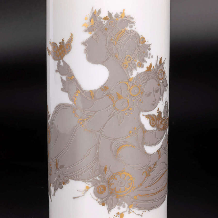 Bjorn Wiinblad for Rosenthal Midcentury Porcelain Empress Samuramat Va
